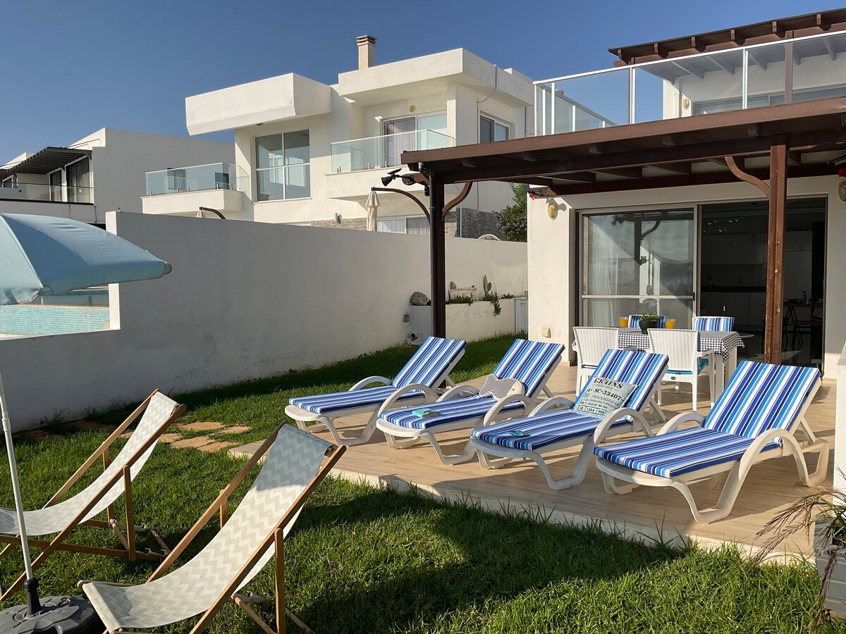 Best Apartment on the beach, Caesar Beach Bogaz