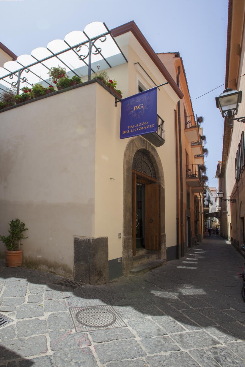 Centro Storico Sorrento-Camera finestra interna