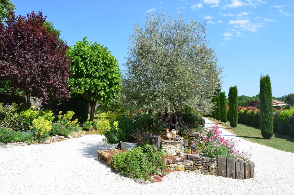 Gîte Côté Granges -Le Cantalou-