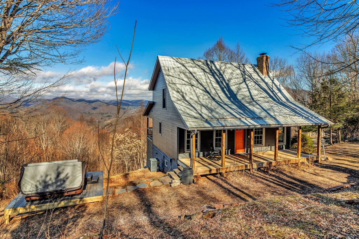 Amazing Mountain Views Secluded Hot Tub/Fire Pit