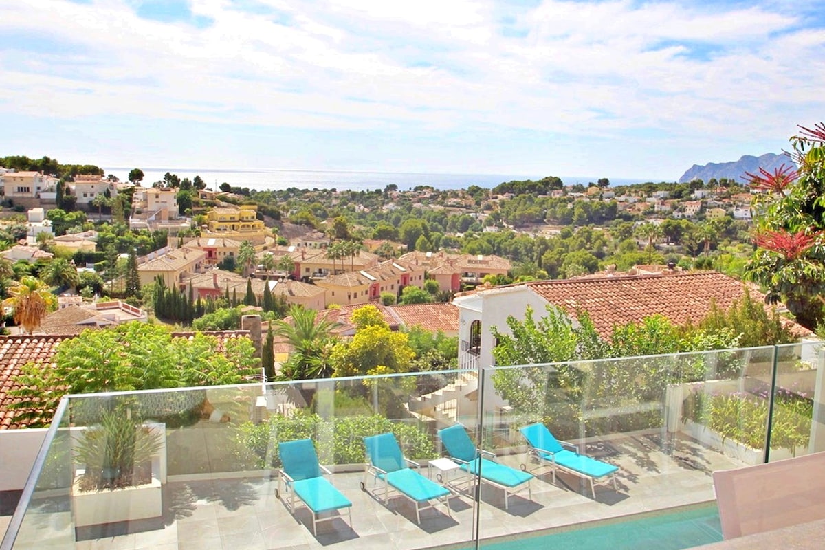 El Olivo - villa with stunning views and private pool in Benissa