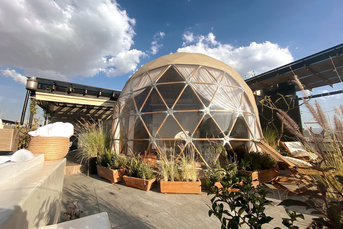 Roma Scenic Glamping, Rooftop, WiFi, Pet-friendly