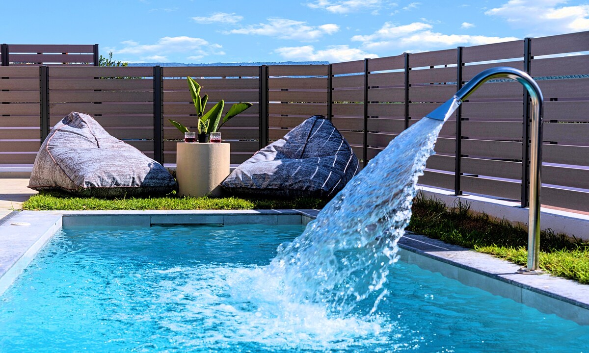KS Si Luxury Villa Heated Pool