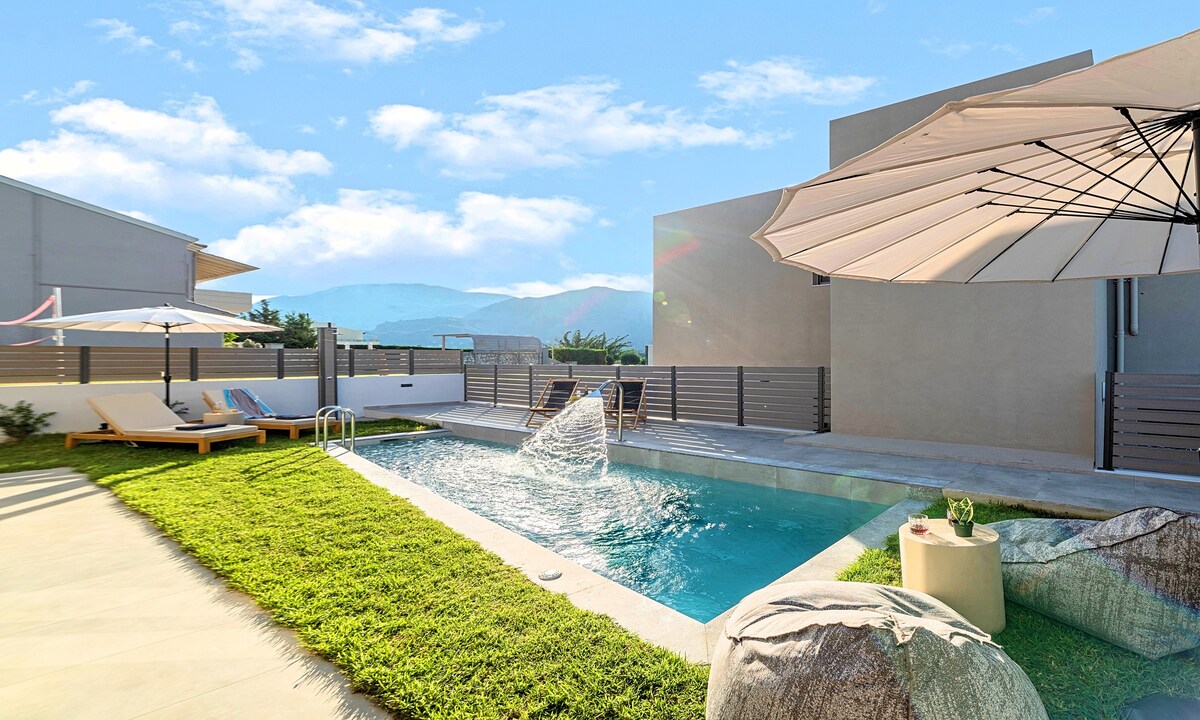 KS Si Luxury Villa Heated Pool
