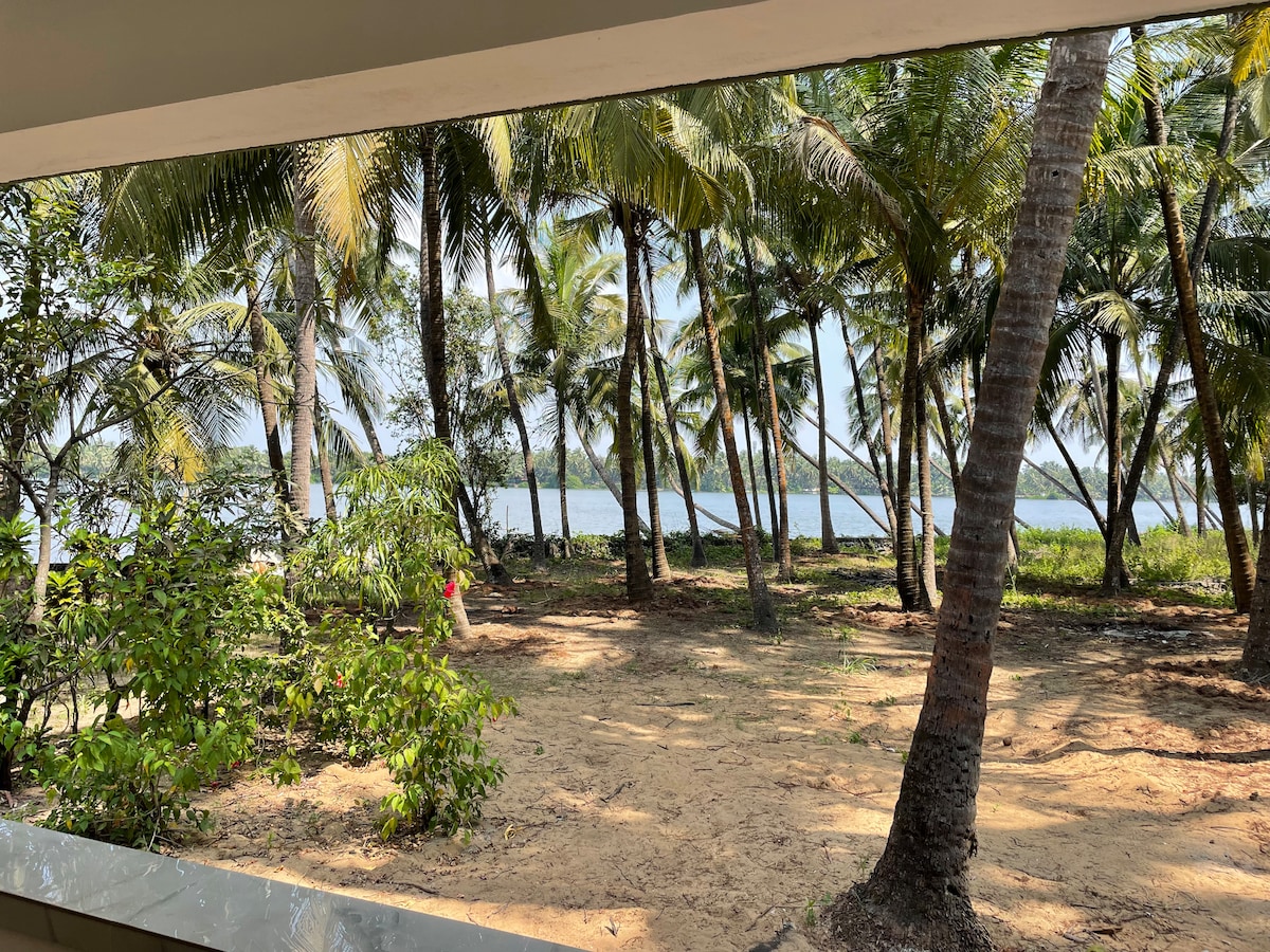 ‘Serenity’  House overlooking the backwaters