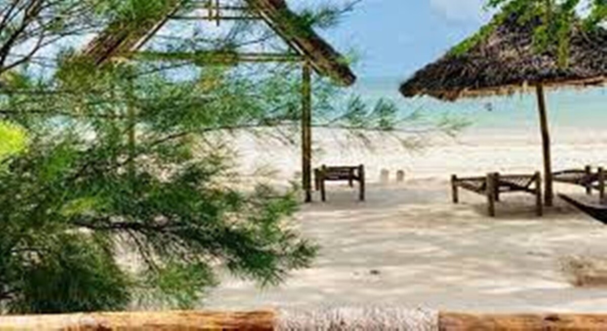 考尔沙滩小屋（ Kaure Sands Beach Lodge ）