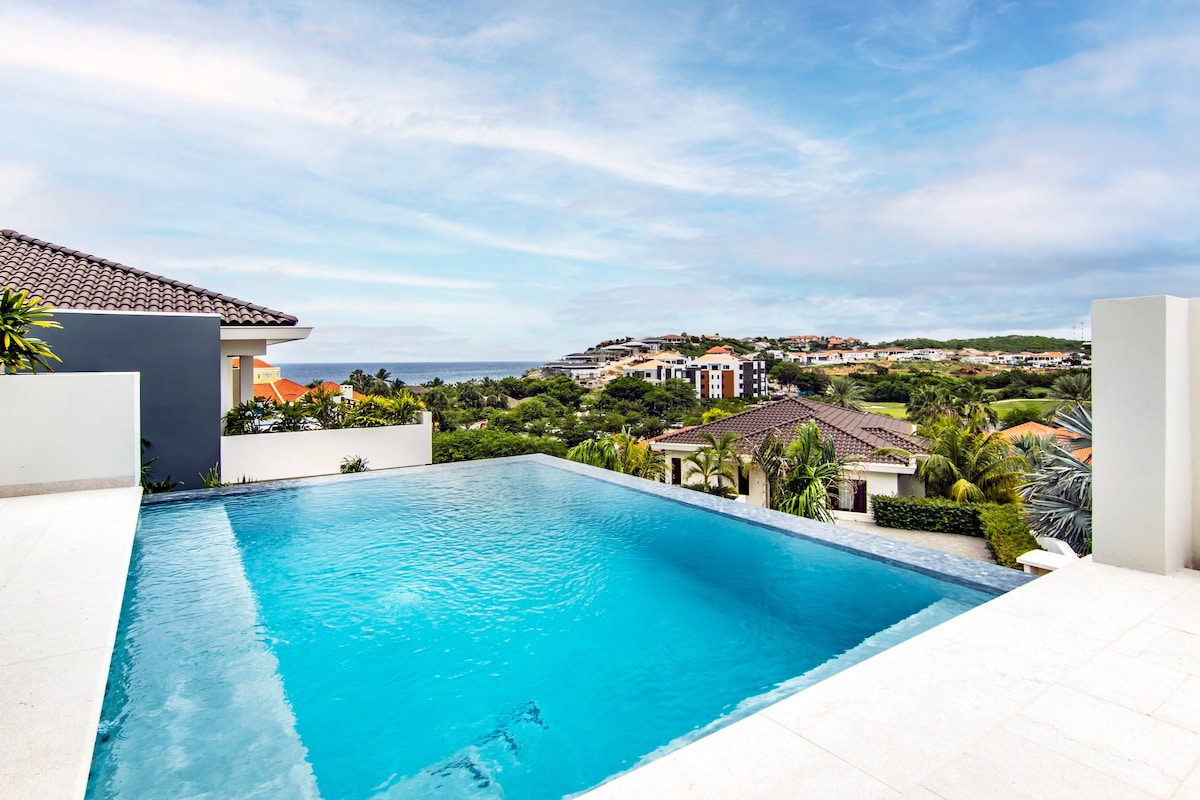Stunning new luxurious villa in Caribbean style