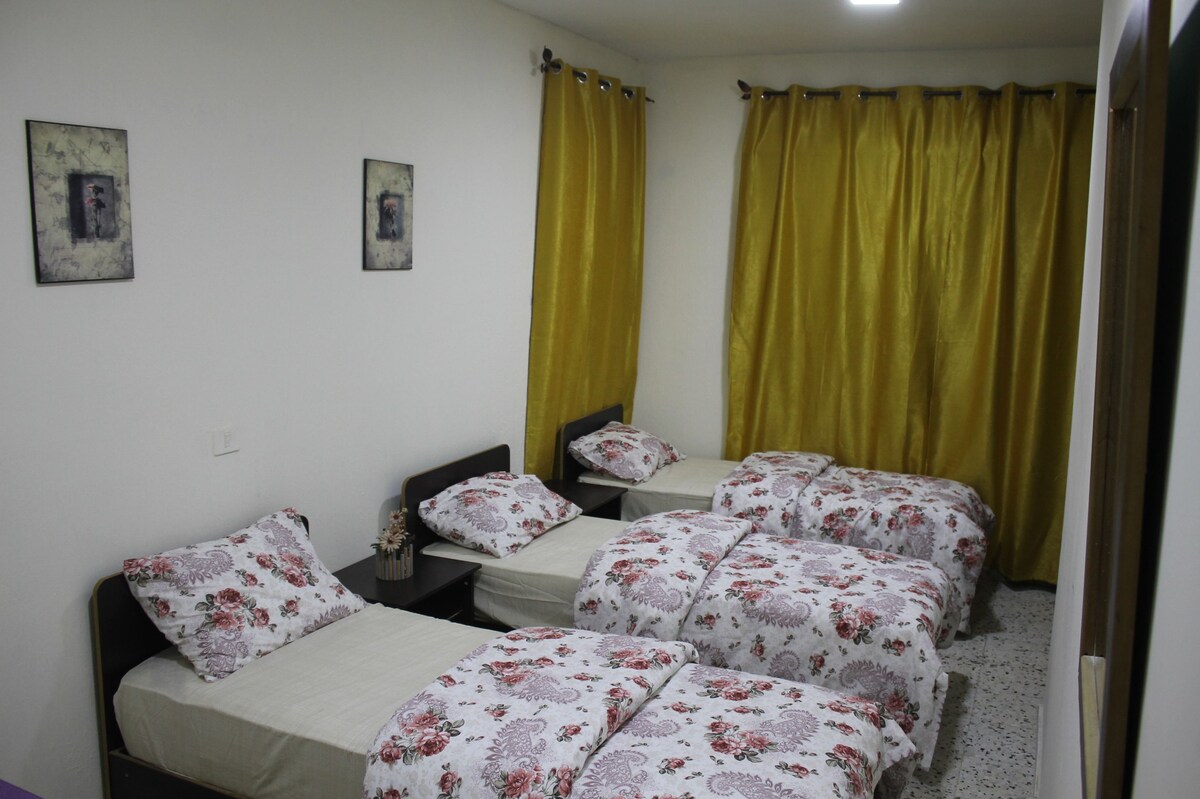 Private Triple Room in Al-Dabank Building