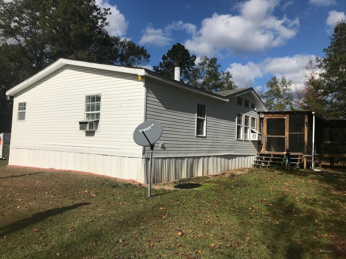 Country Pond Getaway