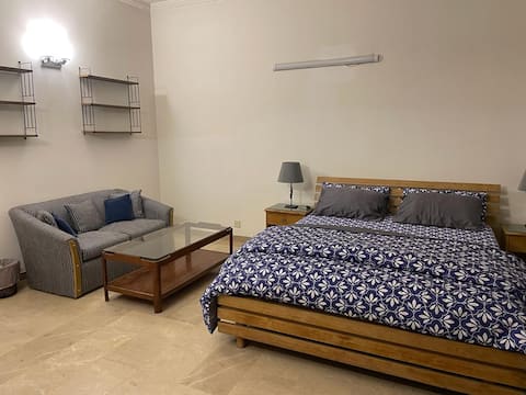 Defence Lodges - entire upper portion, 3 rooms