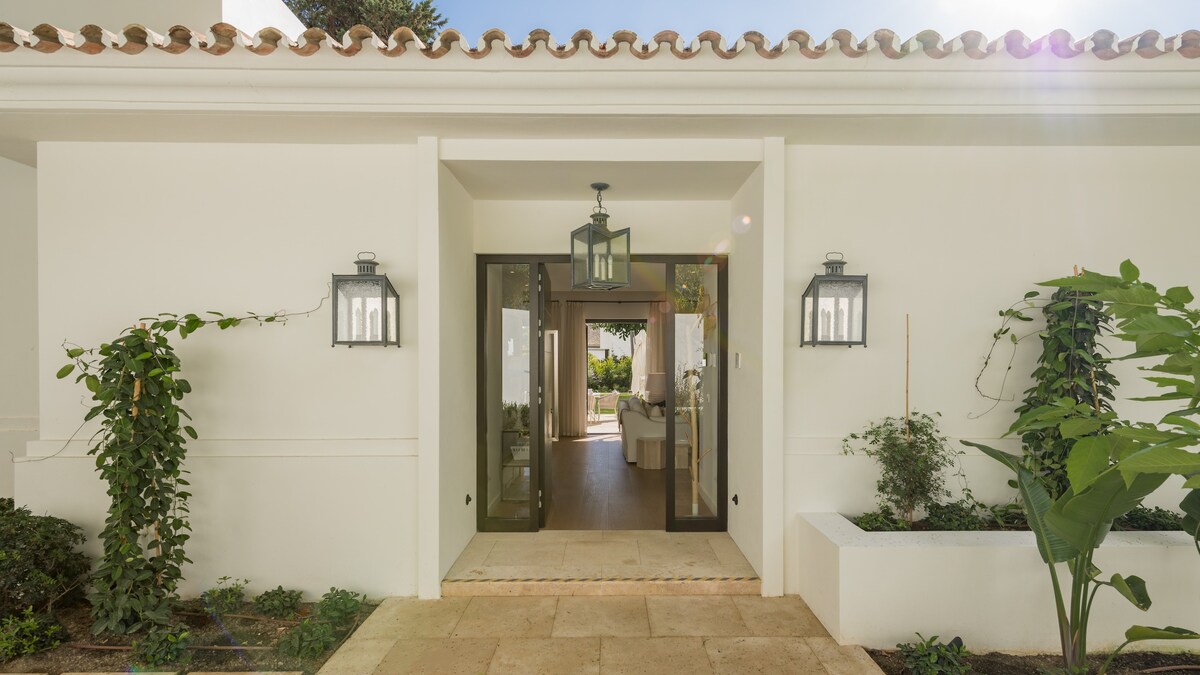 Villa Piedita - complete luxury in Marbella Club