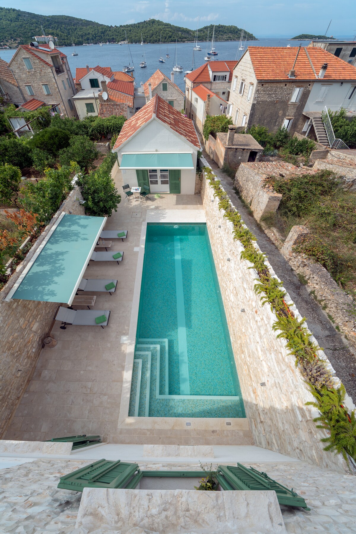 Serenity Pool Villa, Vis