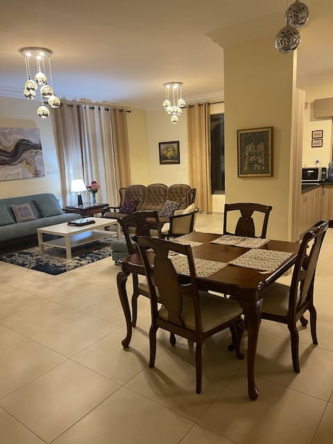Home away from home with a beautiful view 3 BR