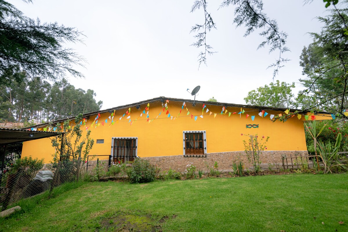 Kinti Wasi Casa de Campo: La Casa del Colibrí