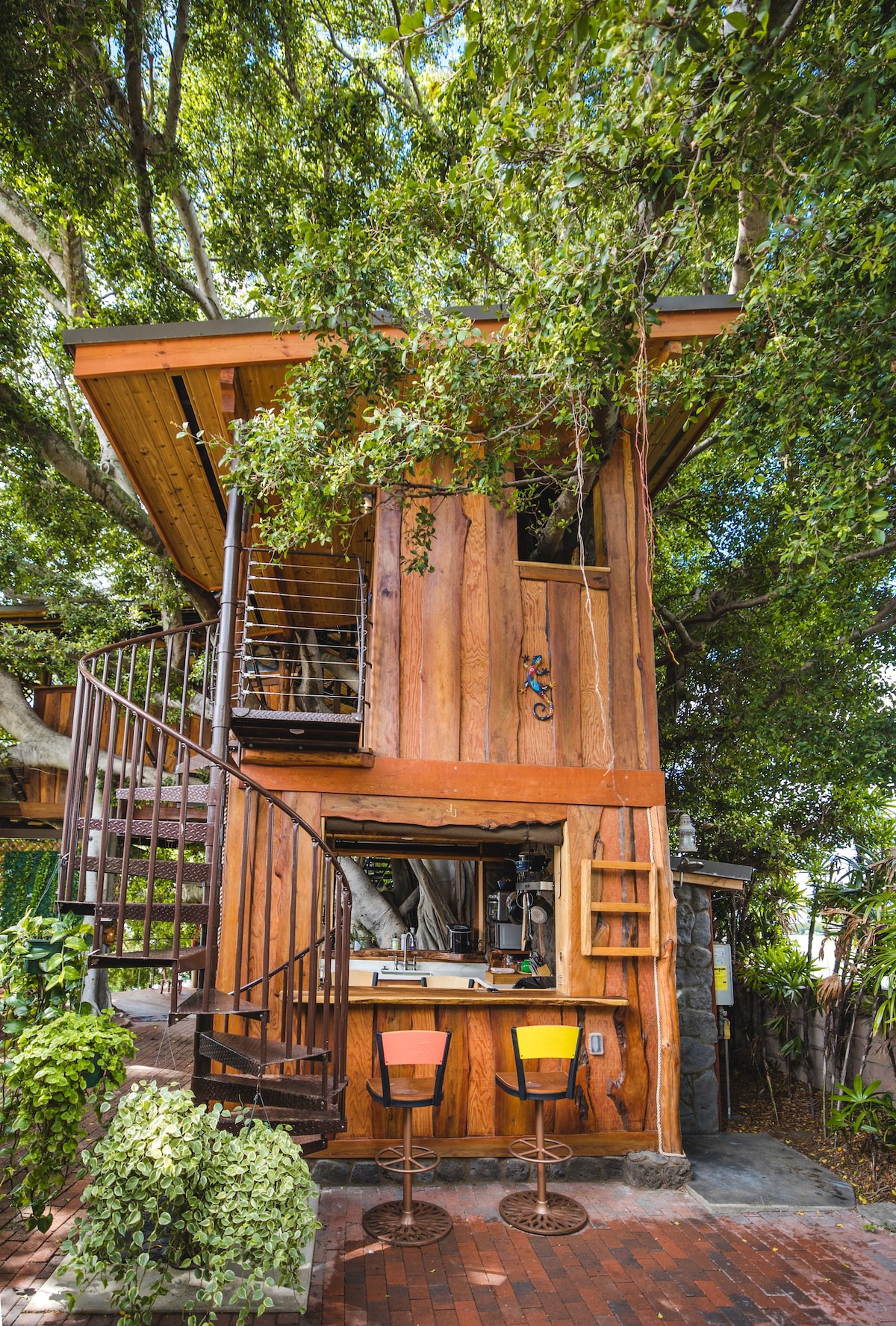 僻静的Mahina Treehouse