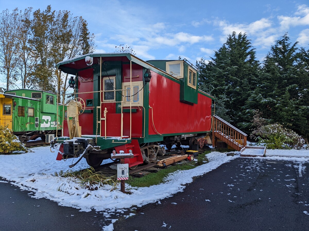 Olympic Mountaineer at Olympic Railway Inn