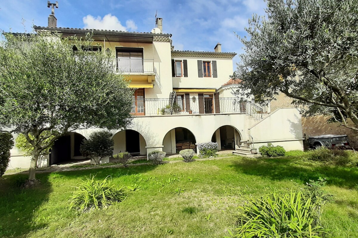 Grande maison en Drôme provençale 4 à 8 personnes
