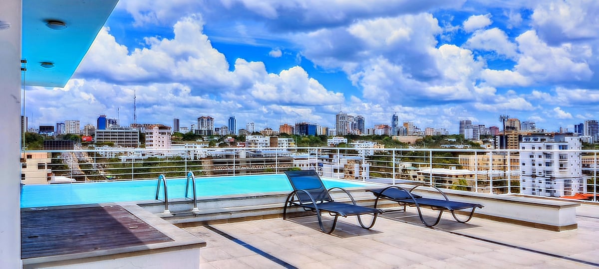 Tropical Relax Malecón. Rooftop Pool with Sea View