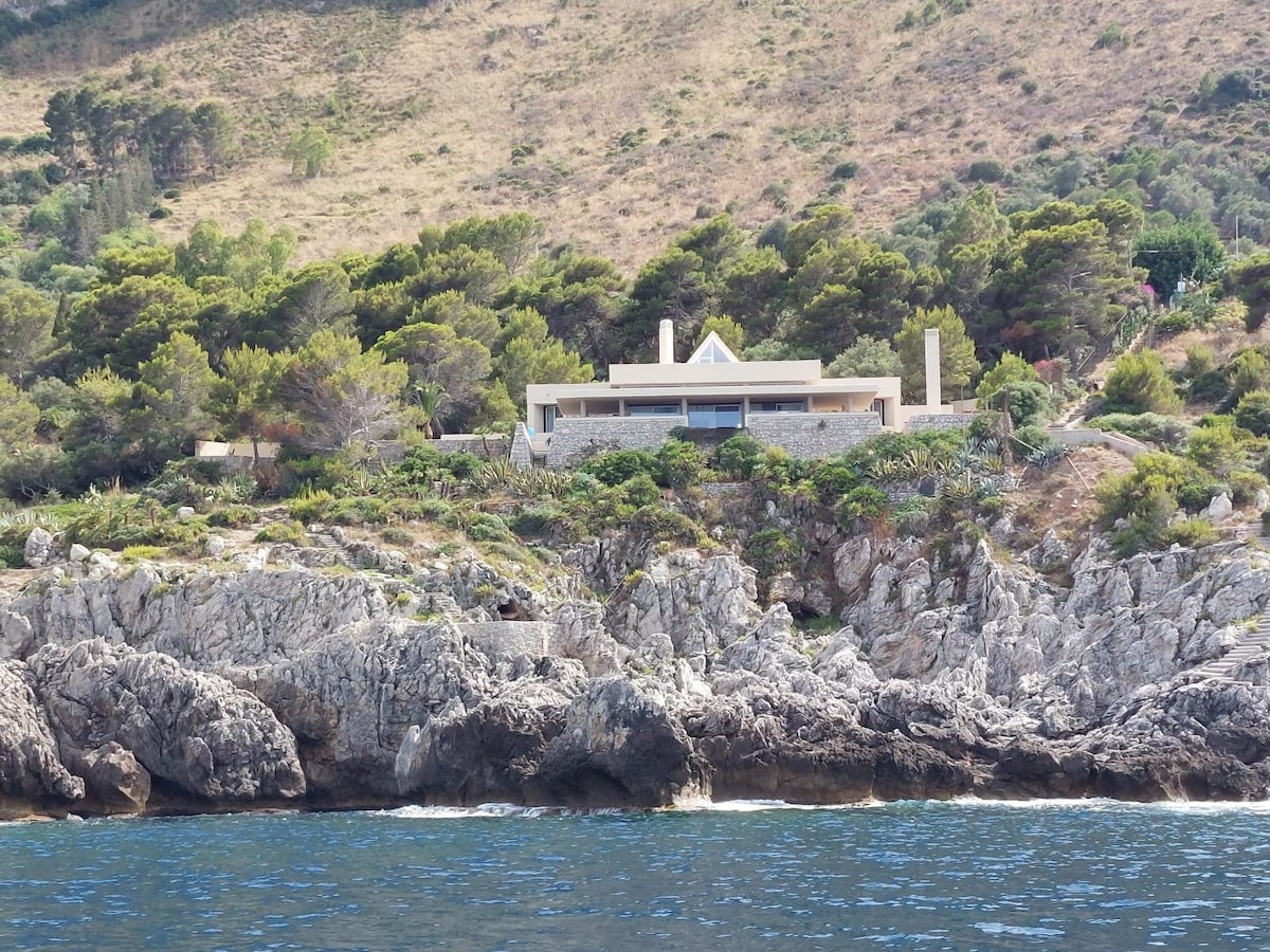 Villa Victor climatisée avec accès privé à la mer