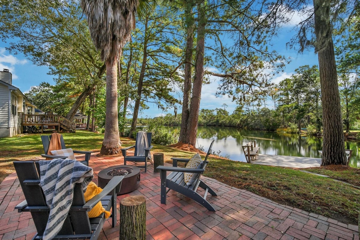 Low Country Lake Retreat