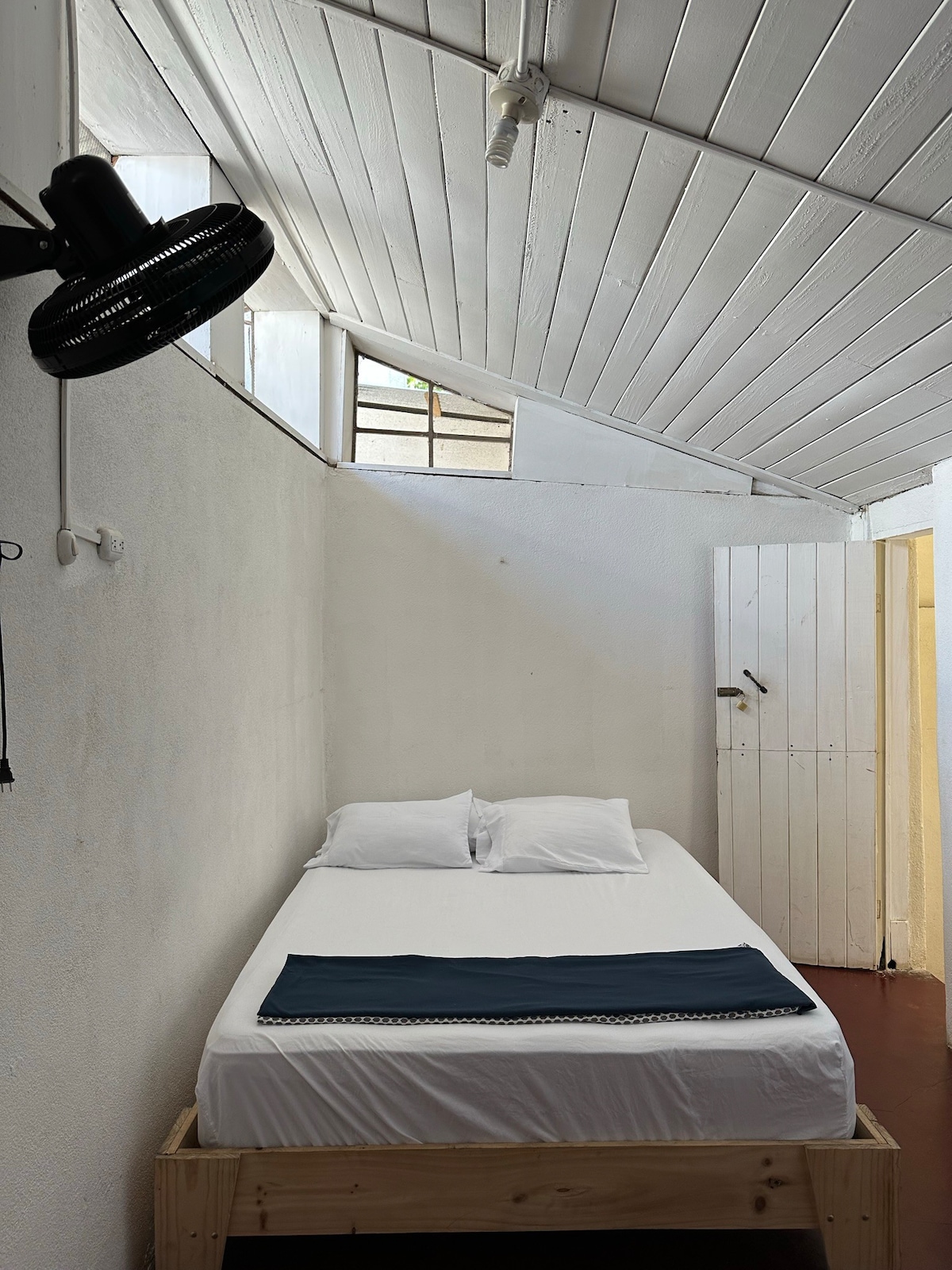 Habitación Privada #7 Liberia / Hostel