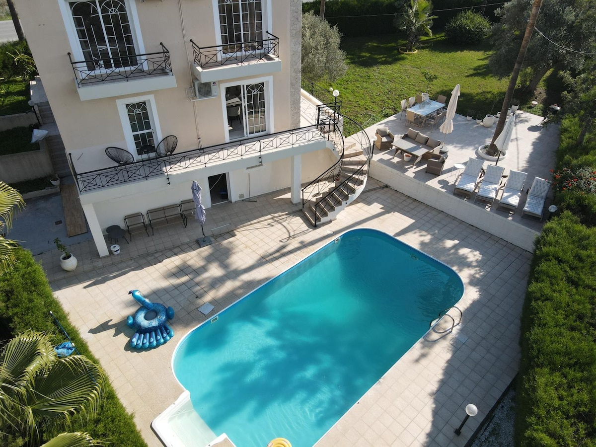 Limassol Villa With Private Pool