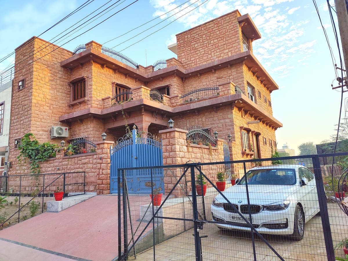 RAWLA Heritage Villa, 3BHK Private Apartment