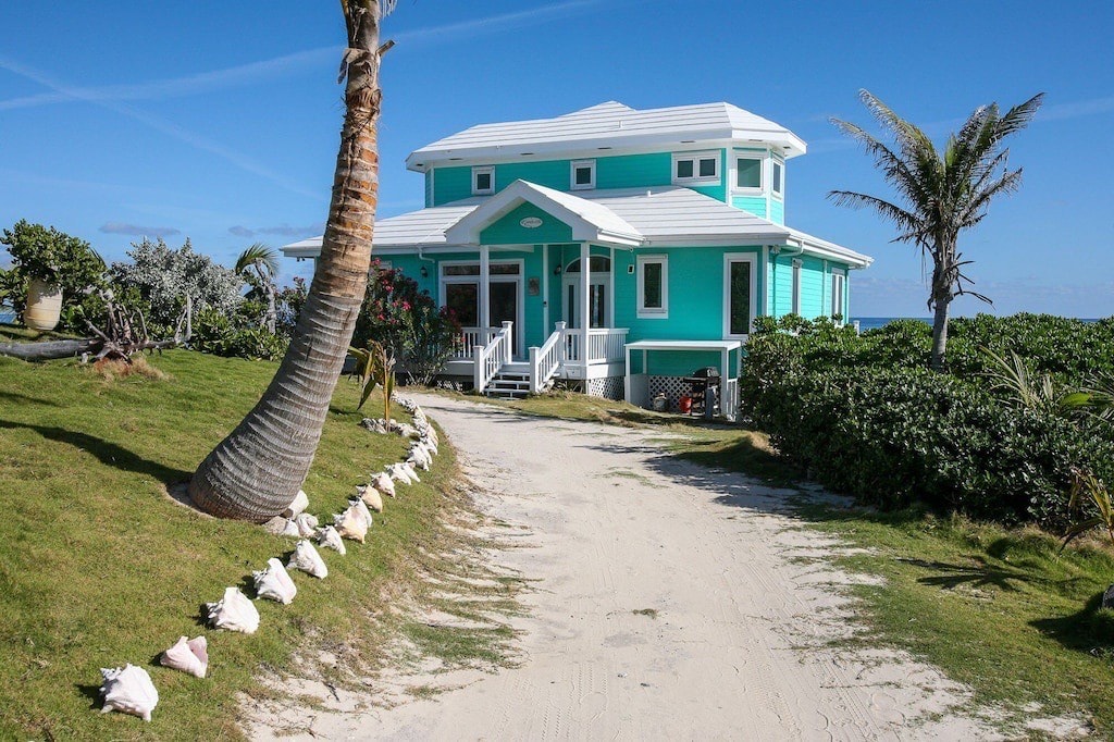 Stunning Oceanfront 3bd Villa, Guana Cay Abaco