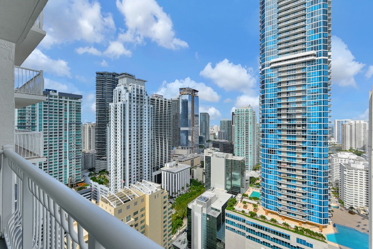 Brickell Home with New Floors & Kitchen 41st Floor