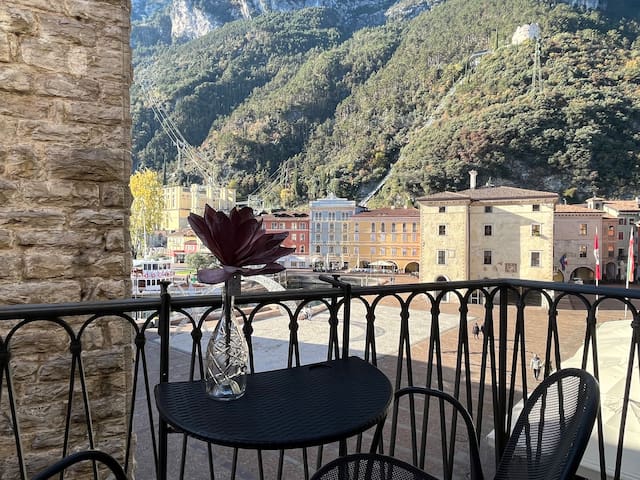里瓦德尔加尔达 (Riva del Garda)的民宿