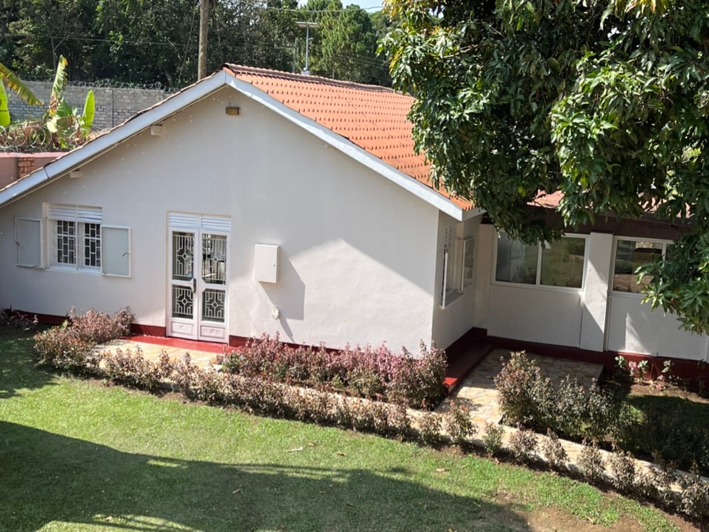 Your own House at amazing Villa Bugonga, Entebbe