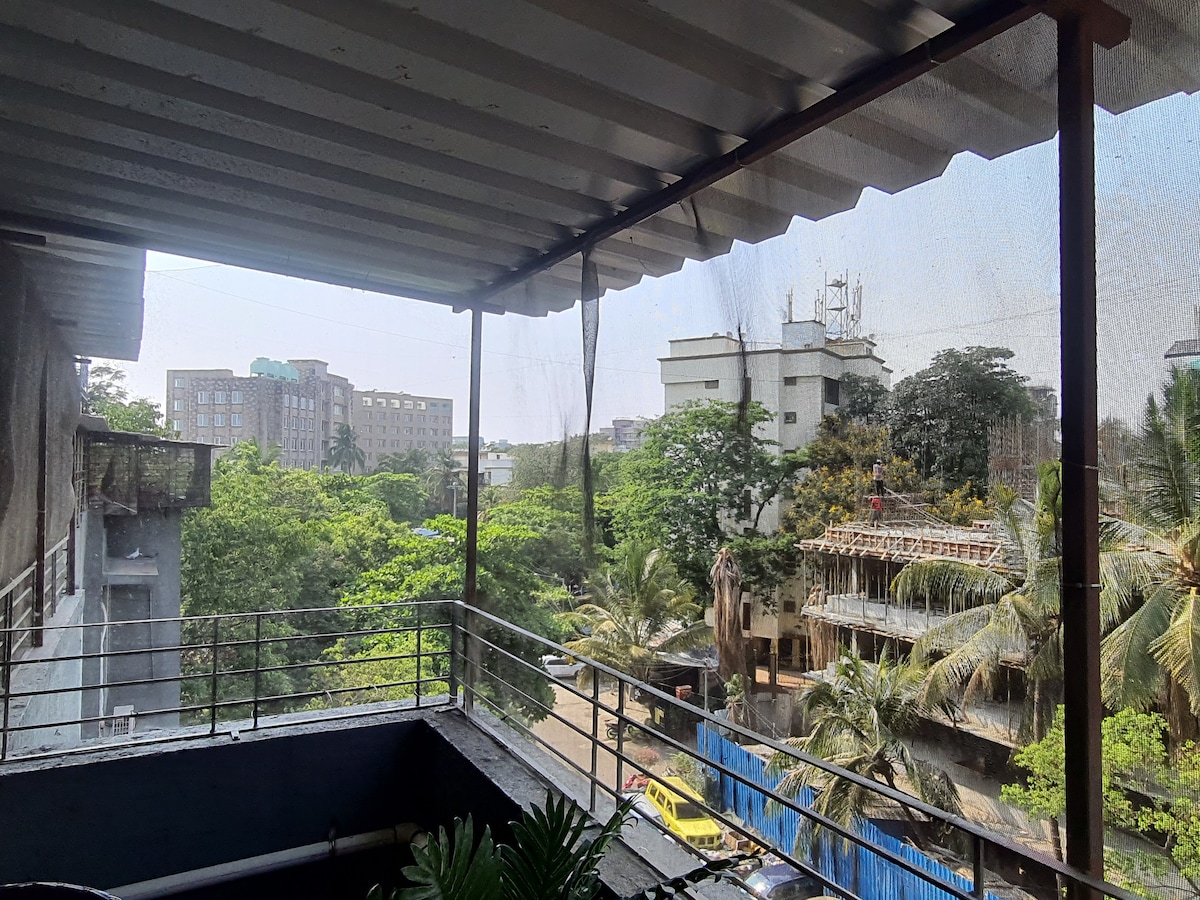 Refreshing 2BHK Attached Balcony 7 Mins to Airport