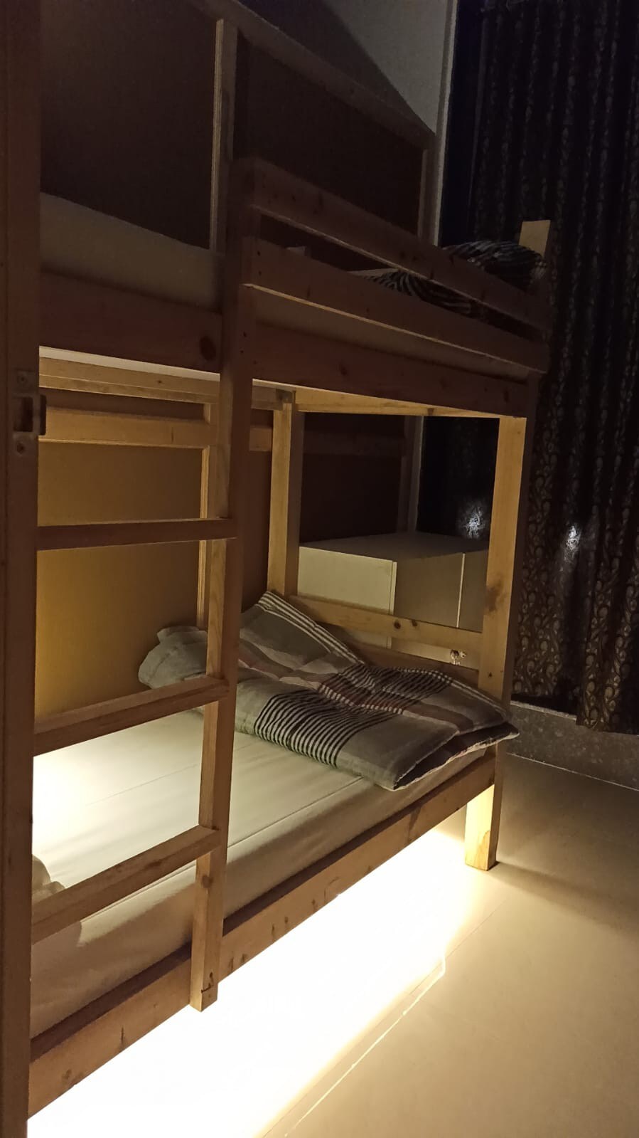 2 bed cabin dorm