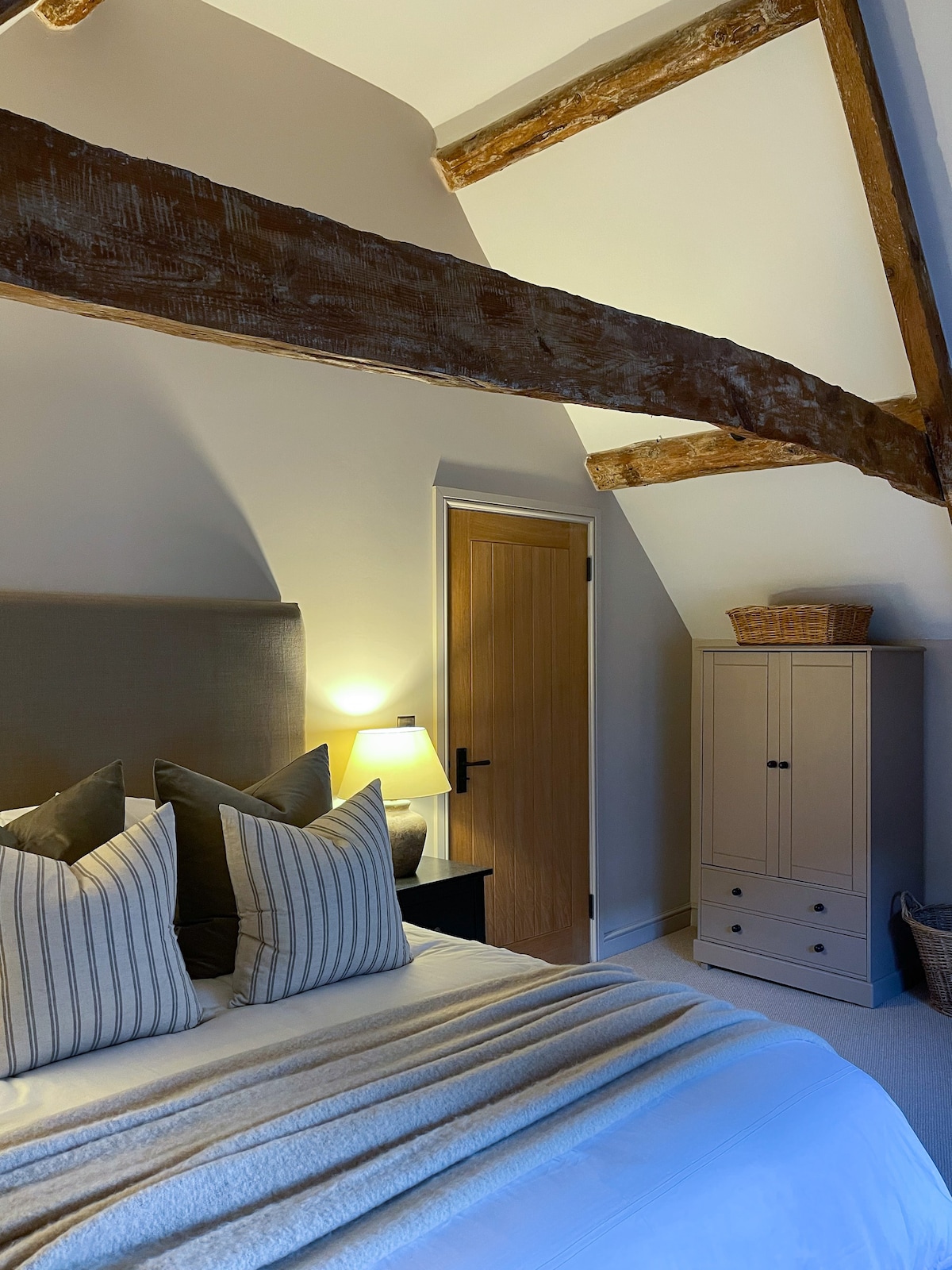 Trafalgar Cottage - Luxury Escape - Cirencester