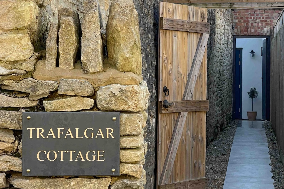 Trafalgar Cottage - Luxury Escape - Cirencester