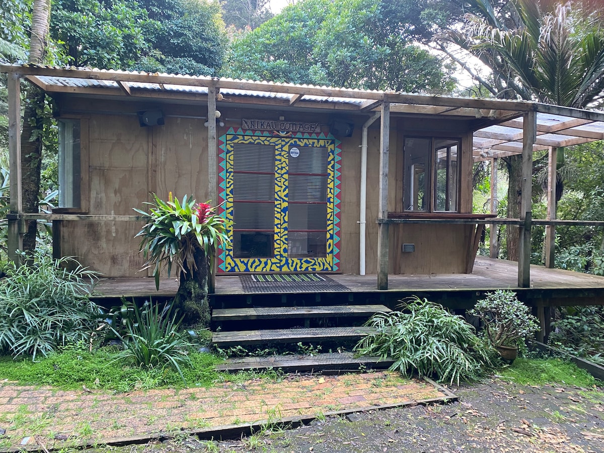 Nikau cottage