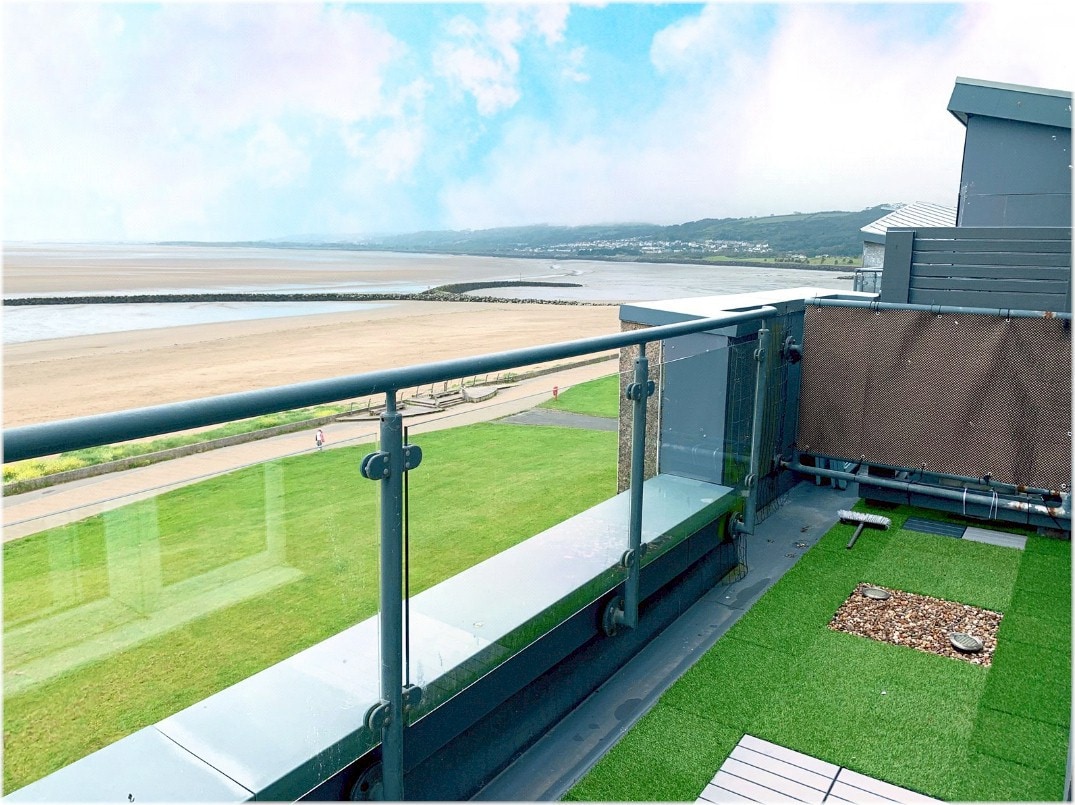 Gower Outlook Penthouse