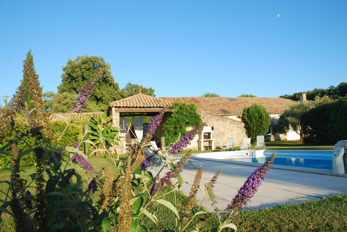 Grande maison avec piscine