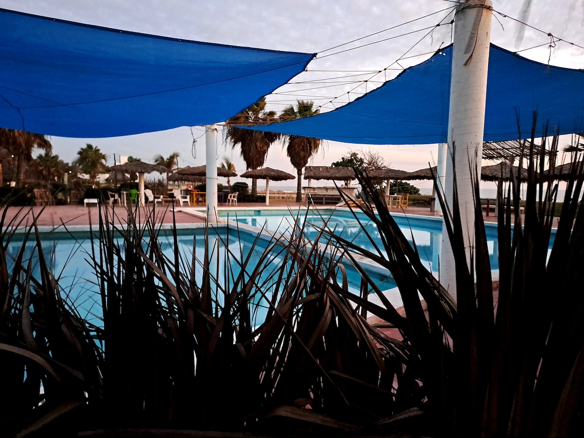酒店餐厅泳池海滩