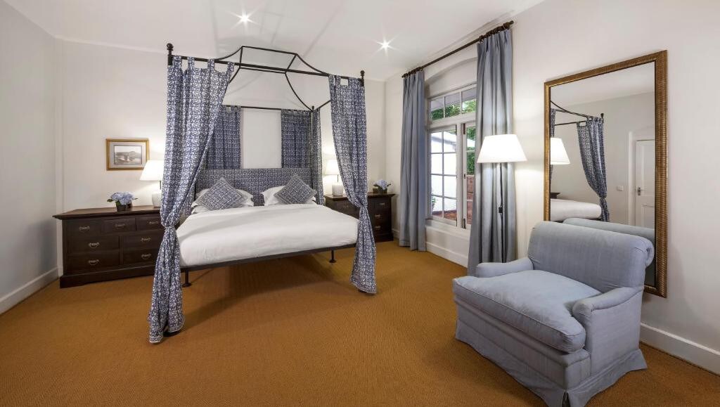 4 Bed Rooms Villa  Nuwara eliya