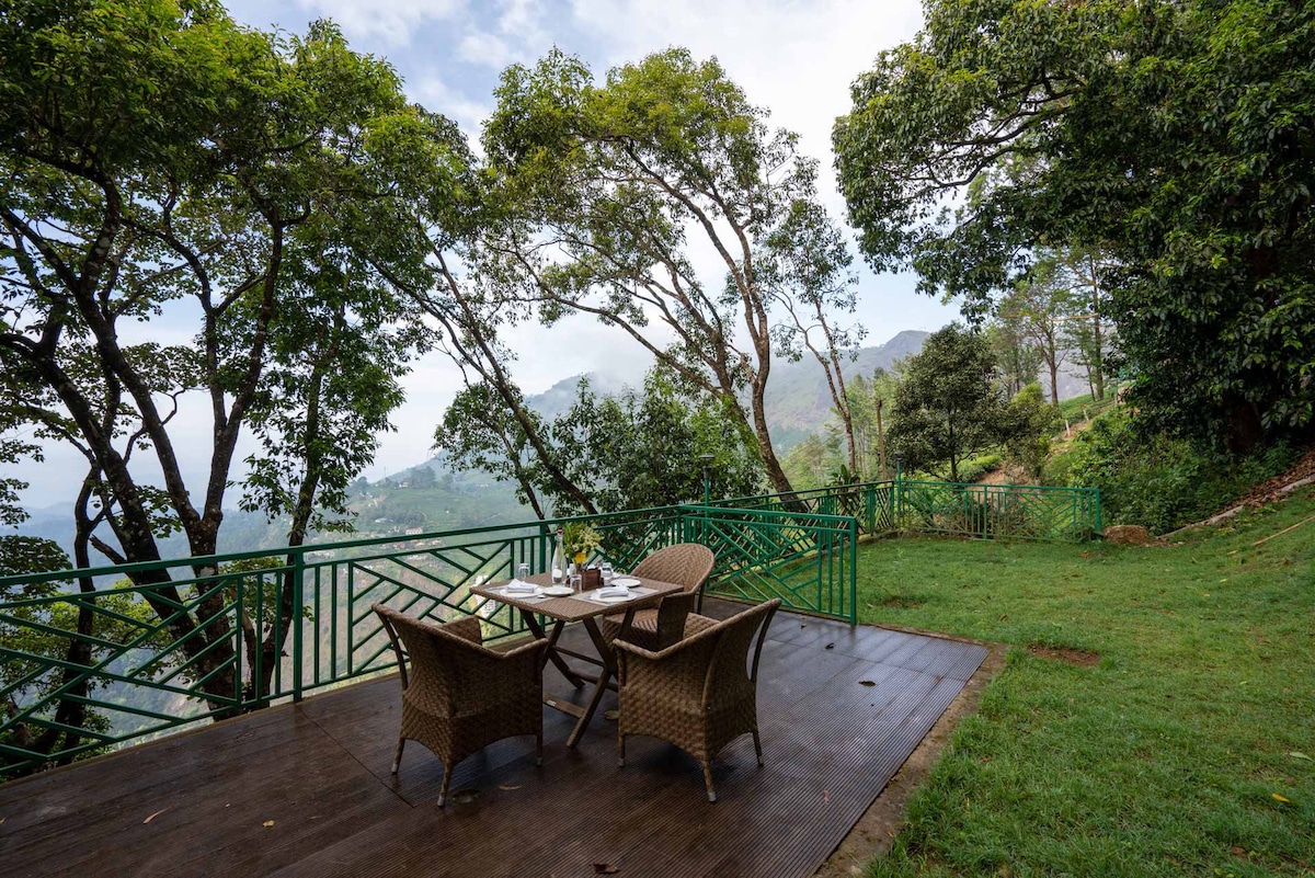 Panorama 2BR-Paradise Valley w/ Breakfast @ Munnar