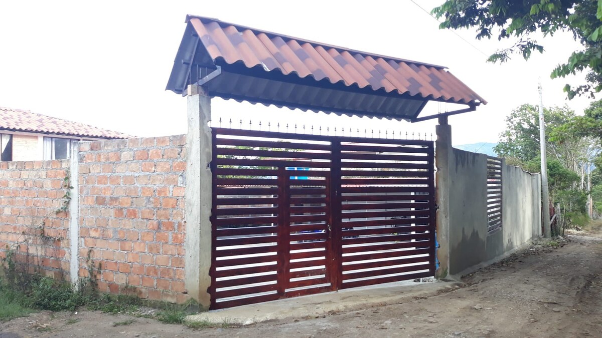 comoda habitacion con baño privado