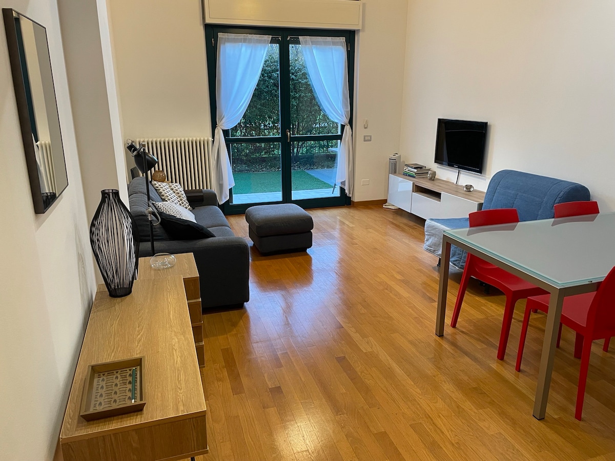 宽敞安静的双卧室公寓- Bergamo Centro