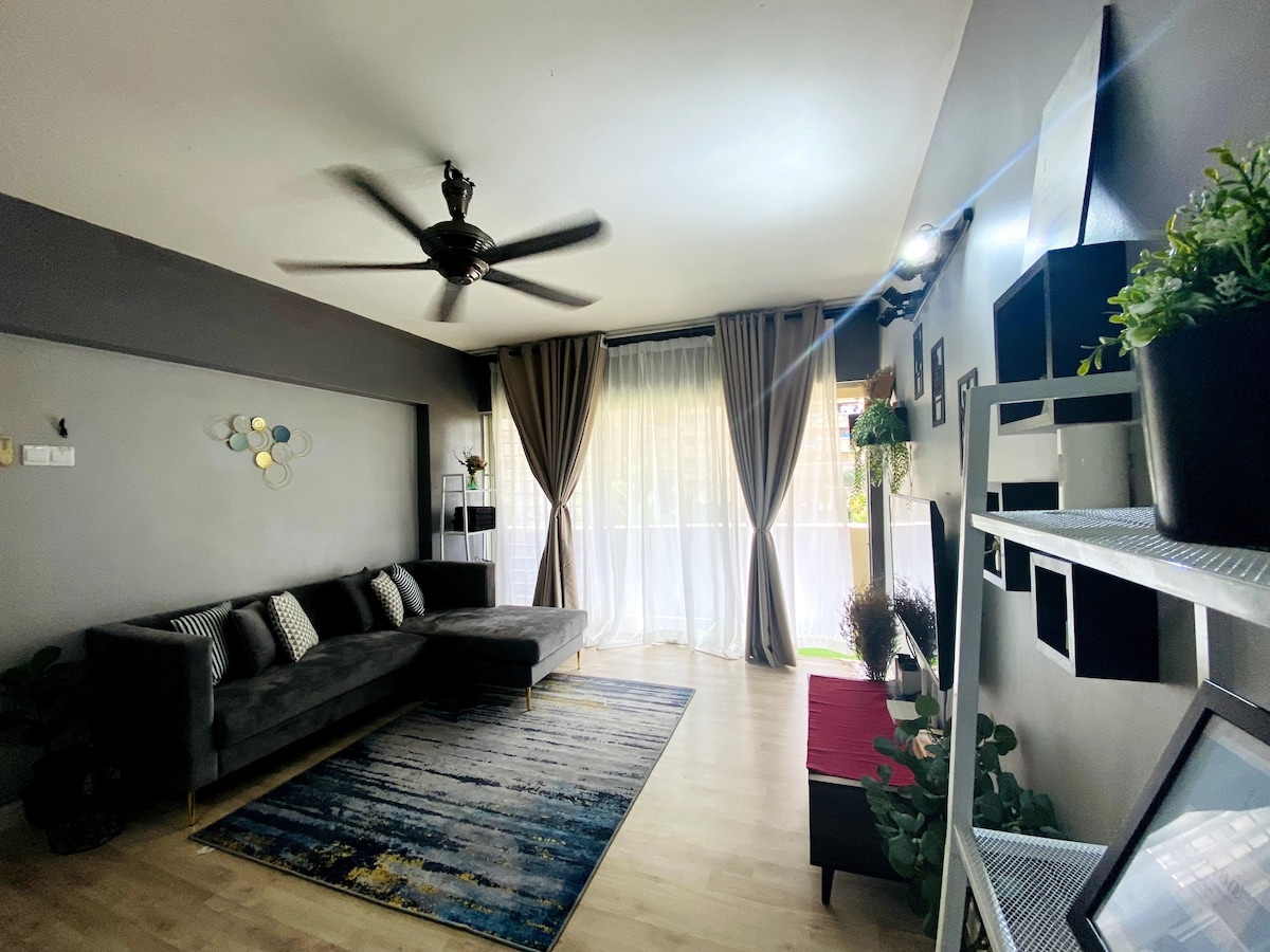 SuasanaStay Sentul Utama-公寓3卧室泳池2个停车场