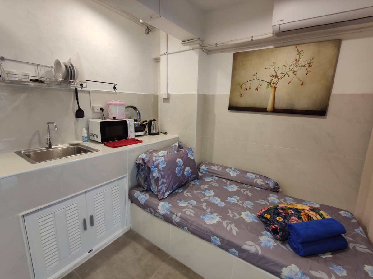 曼谷乡村社区温馨舒适的休息室