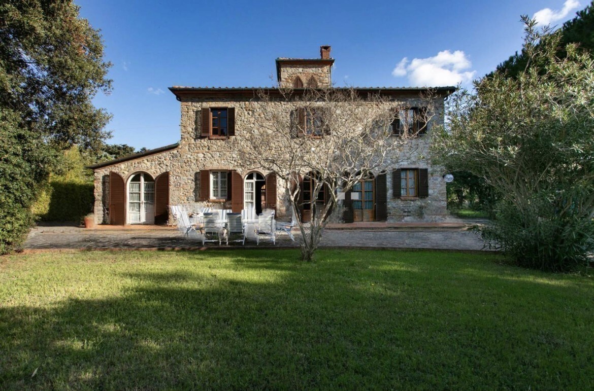 Stone villa near the sea - Lavanda