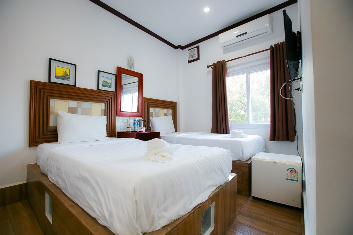 Twin Room with Pool - Vientiane Riverside