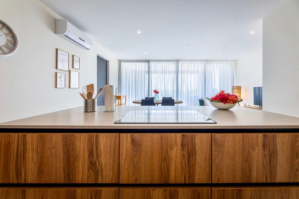 Luxury & modern 2 bedroom apartment | Coral Estate