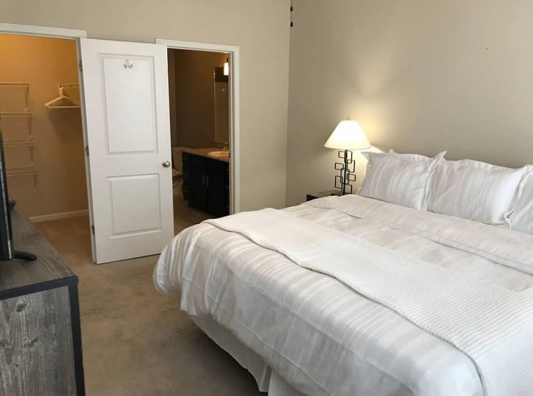 Luxury 2-Bedroom in Collierville
