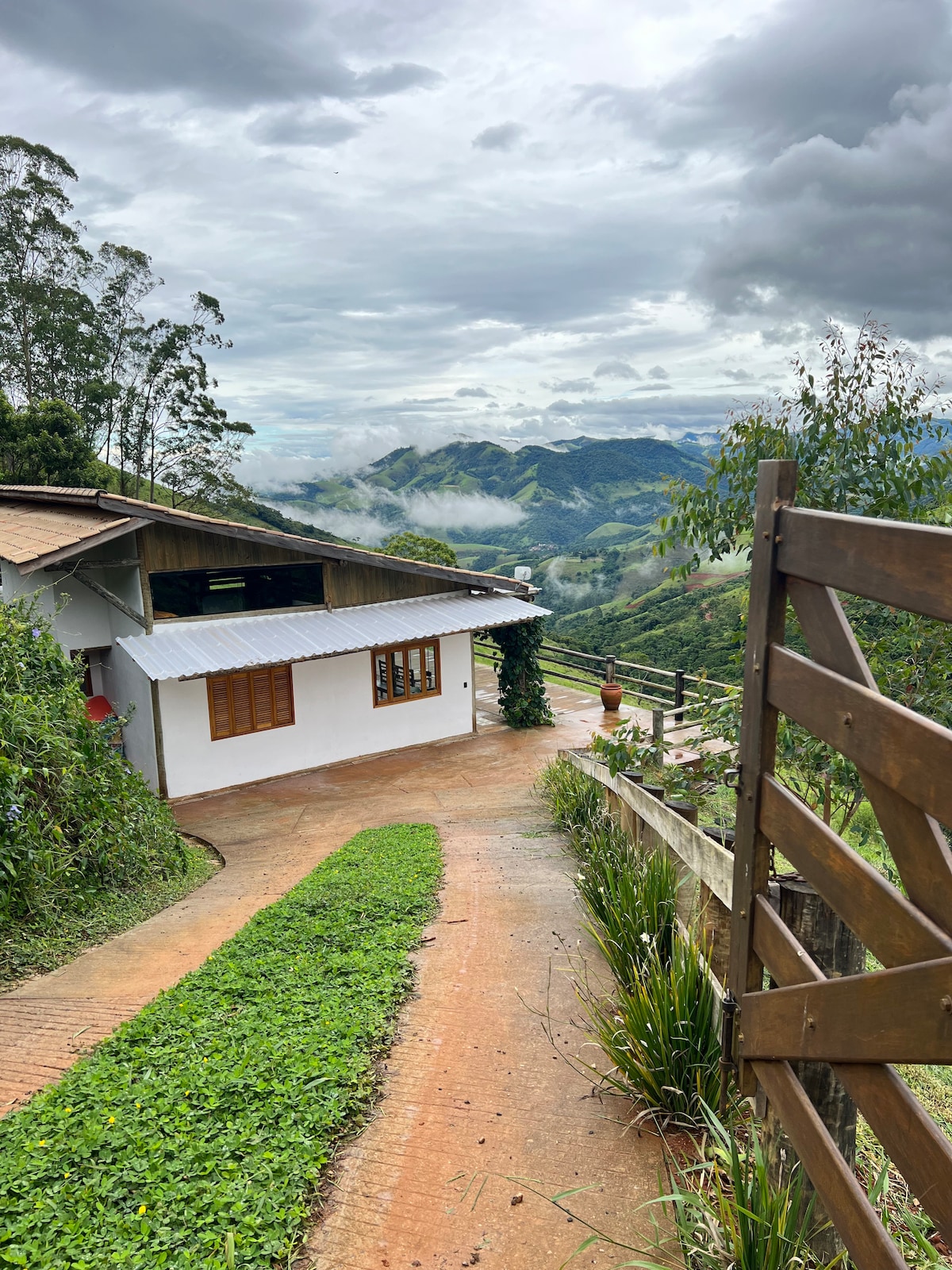 Casa do lago com vista linda!